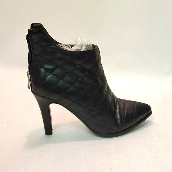 Shoes - LIQUIDATION SALE Quilted BLACK booties
